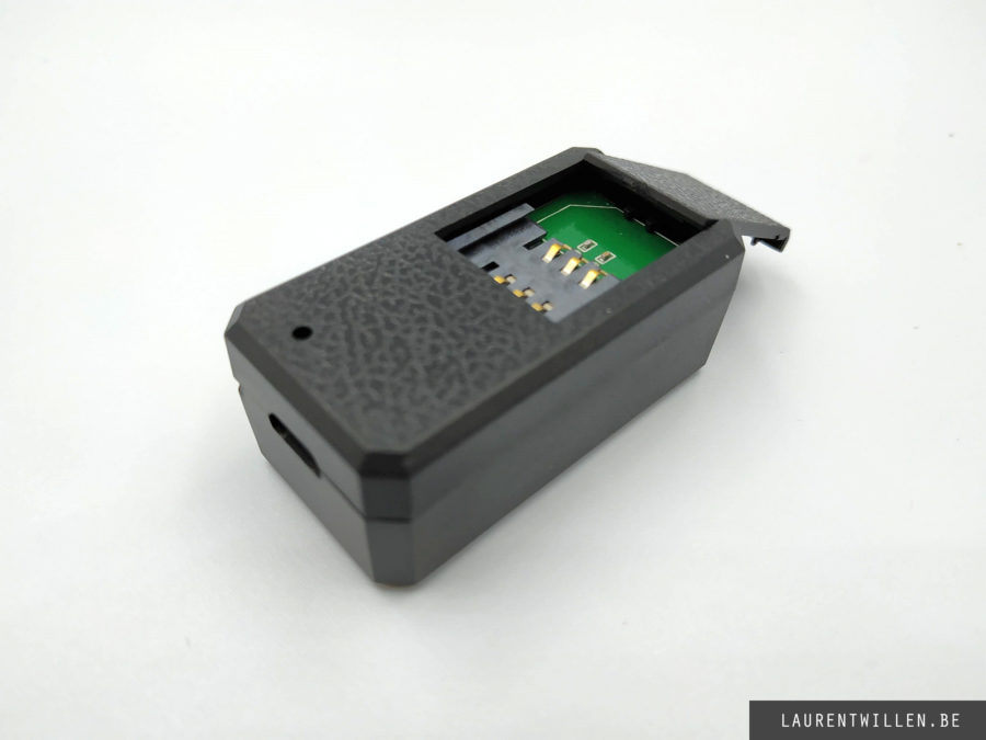 Test, avis et comparatif de trackers/traceurs GPS TK901 vs Invoxia